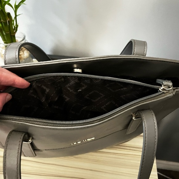 Nine West Tote Bag Light Grey - Picture 6 of 12